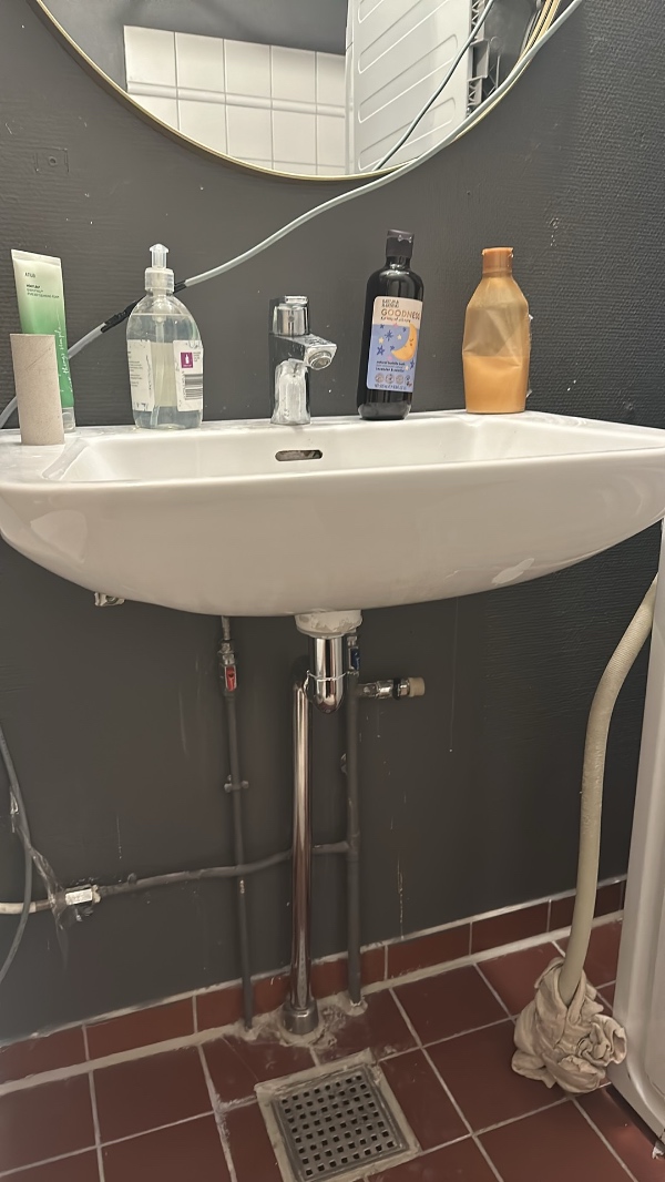 Afmontere af vask og montere ny