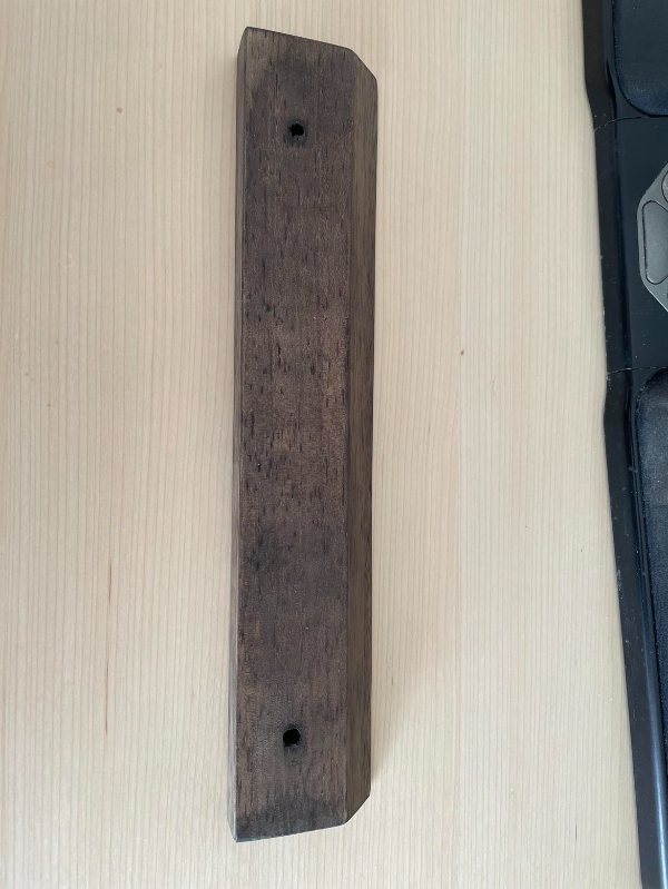 Opsætning af 2 hylder i ydermur