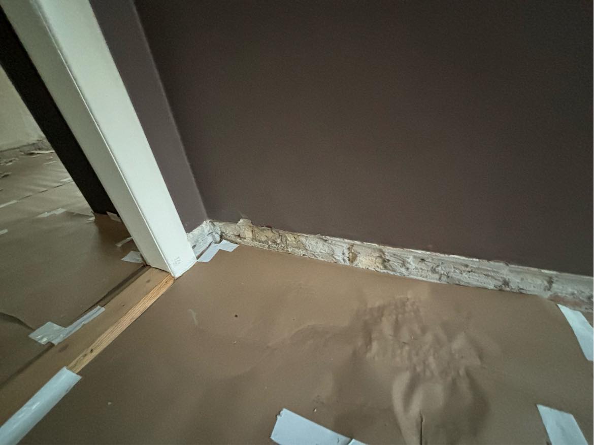 Puds af vægge med mørtel