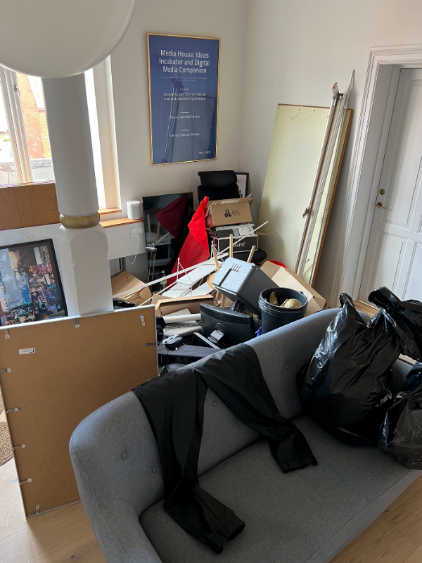 Bortkørsel af ting til genbrugspladsen