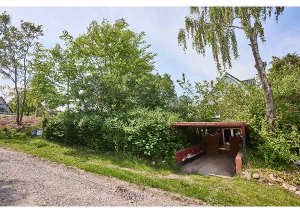 Græsslåning ved sommerhus