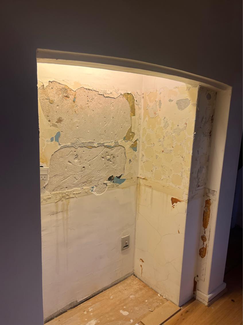 Pudsning af mur i køkken