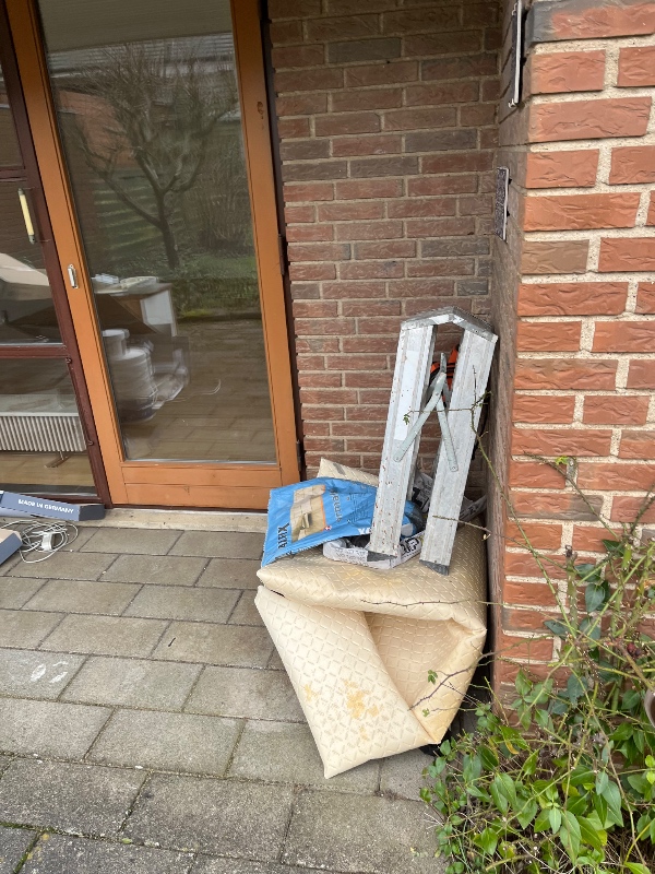 Afhentning af affald til genbrugspladsen