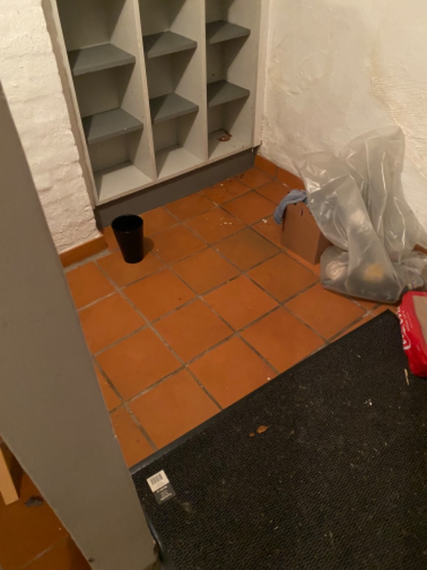 Fjernelse af gulv, forberedelse til gulvvarme