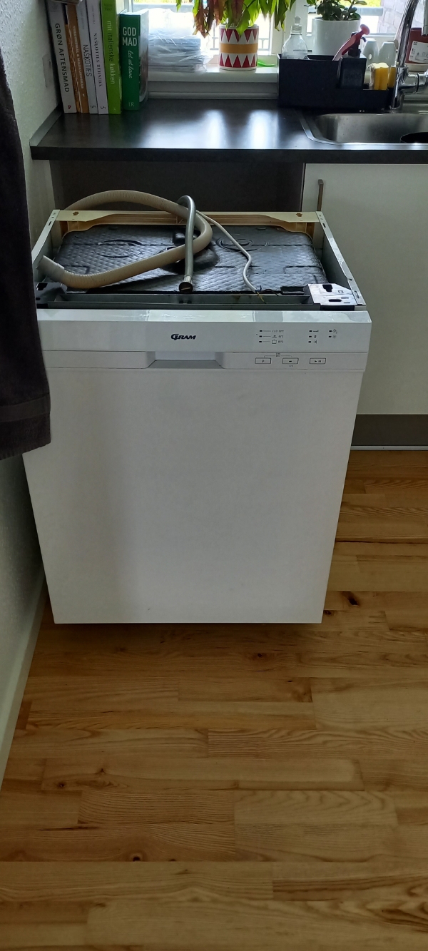 Installation af opvaskemaskine