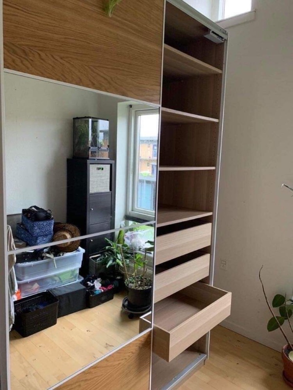 Samle IKEA PAX skab med skyvedøre