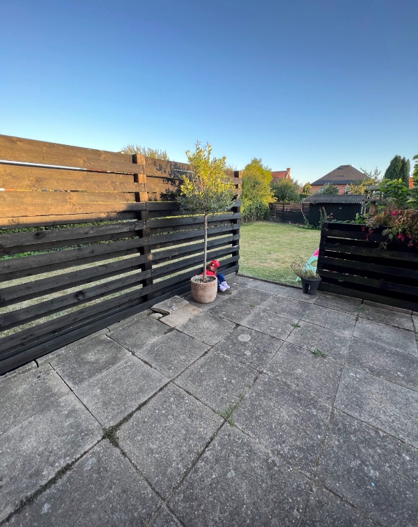 Omlægning af havefliser 20 m2