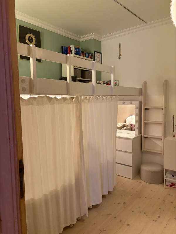 Fjerne hems og køre den væk.