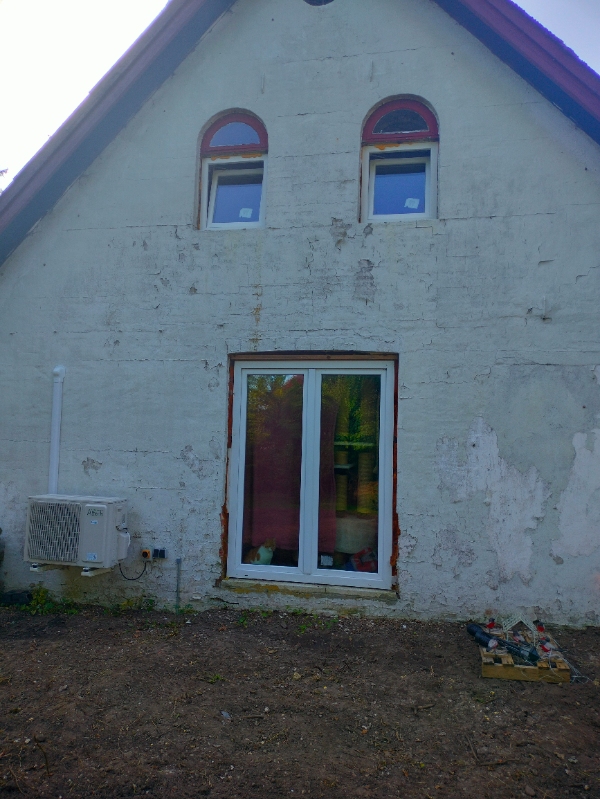 Pudsning omkring vinduer og døre