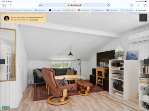 Opsat en væg med dør.