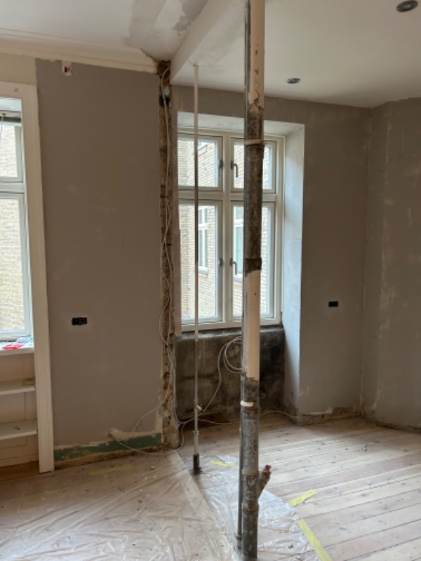 Fuldspartling og slibning af vægge