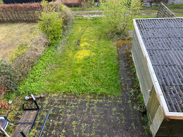 Havearbejde: Græsslåning og hækklipning