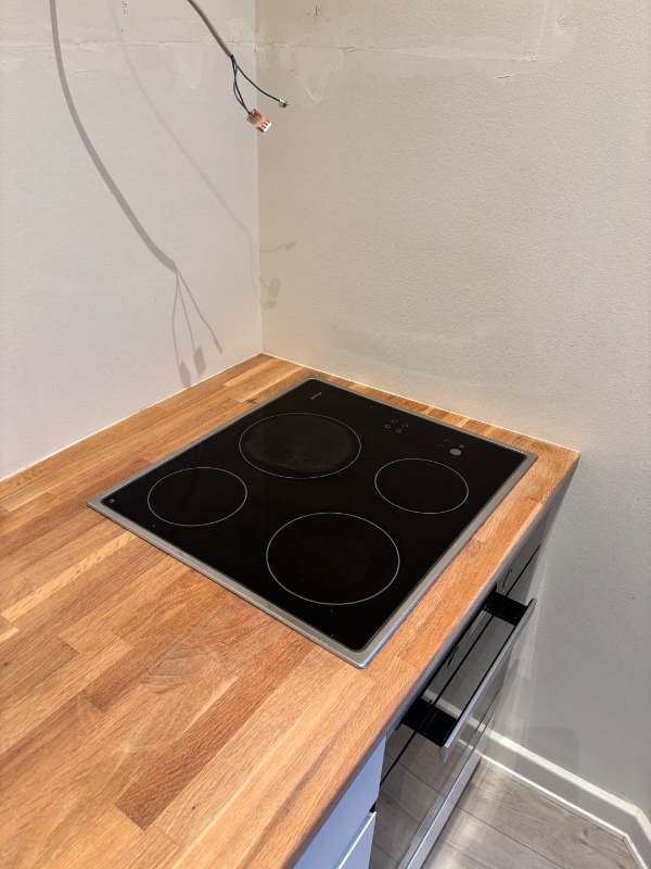 Snedker arbejde i køkken