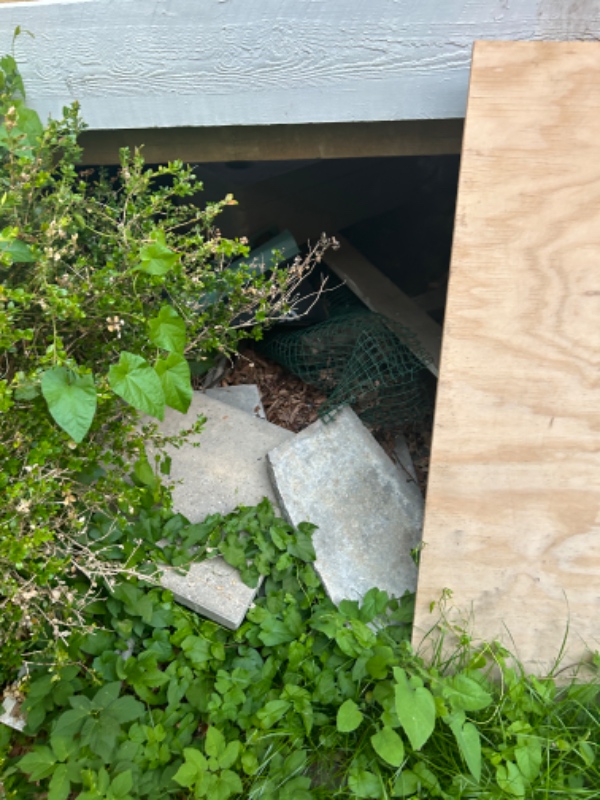 Bortskaffelse af sten og affald