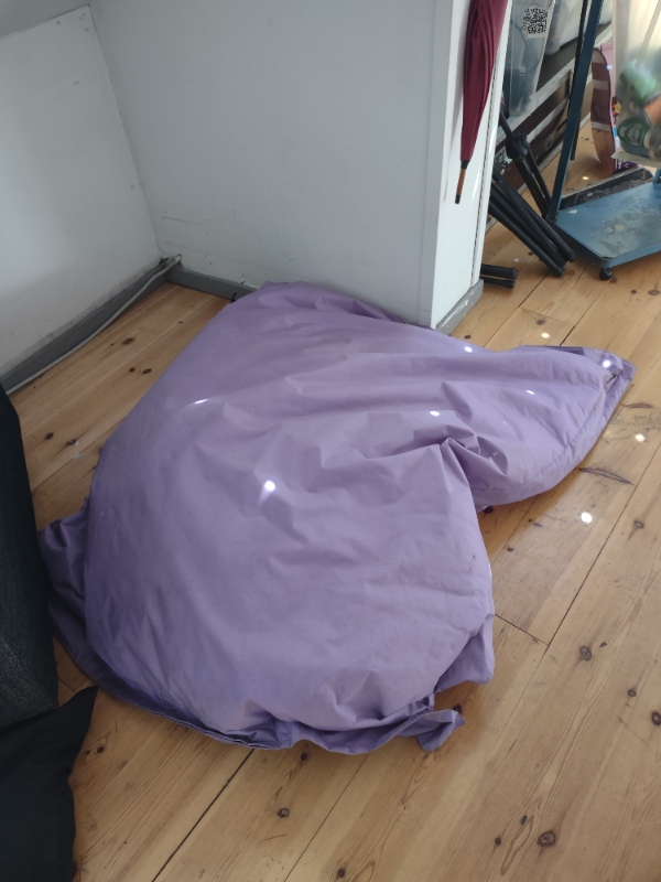 Hjælp til at få diverse møbler på genbrugspladsen