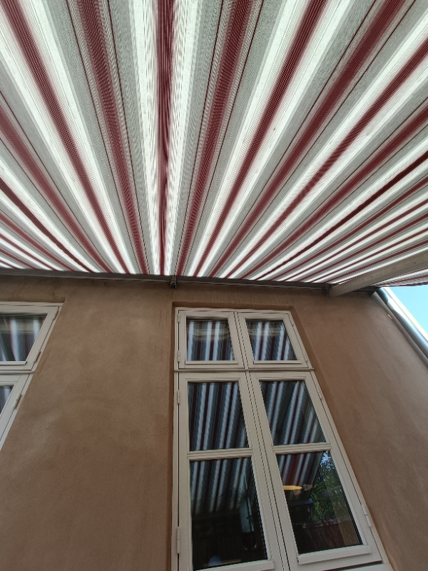 Fjerne gammel markise