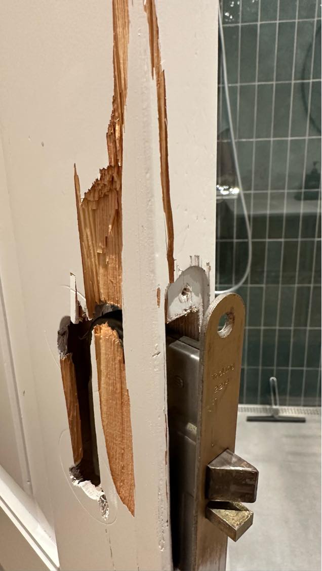 Reperere indvendig dør