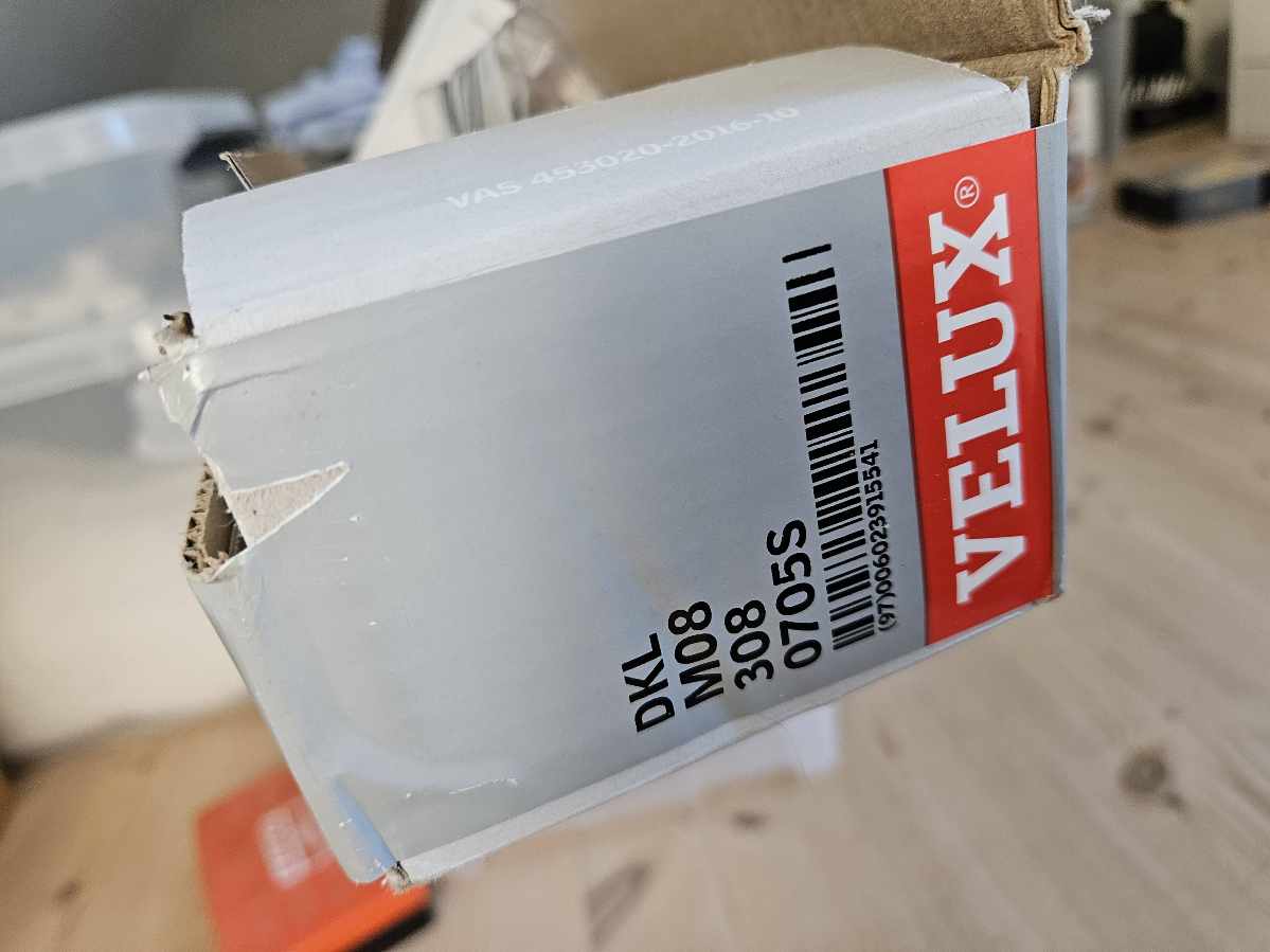 Montering af velux mørklægningsgardin