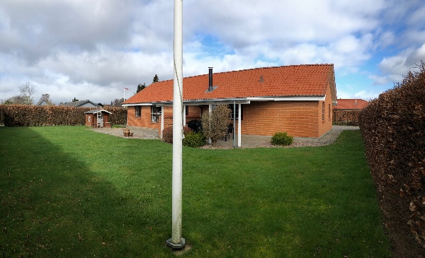Male udhæng på huset (gavle)
