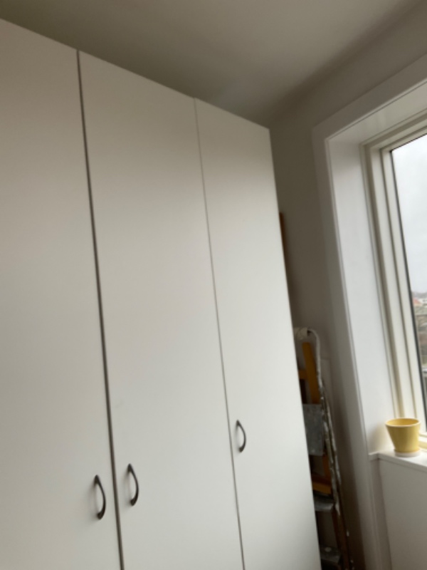 Nedtagning af 2 ikea pax klædeskabe 236x150 + 4 køkkenmoduler