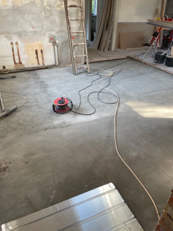 Lægning af gulvvarmeplade