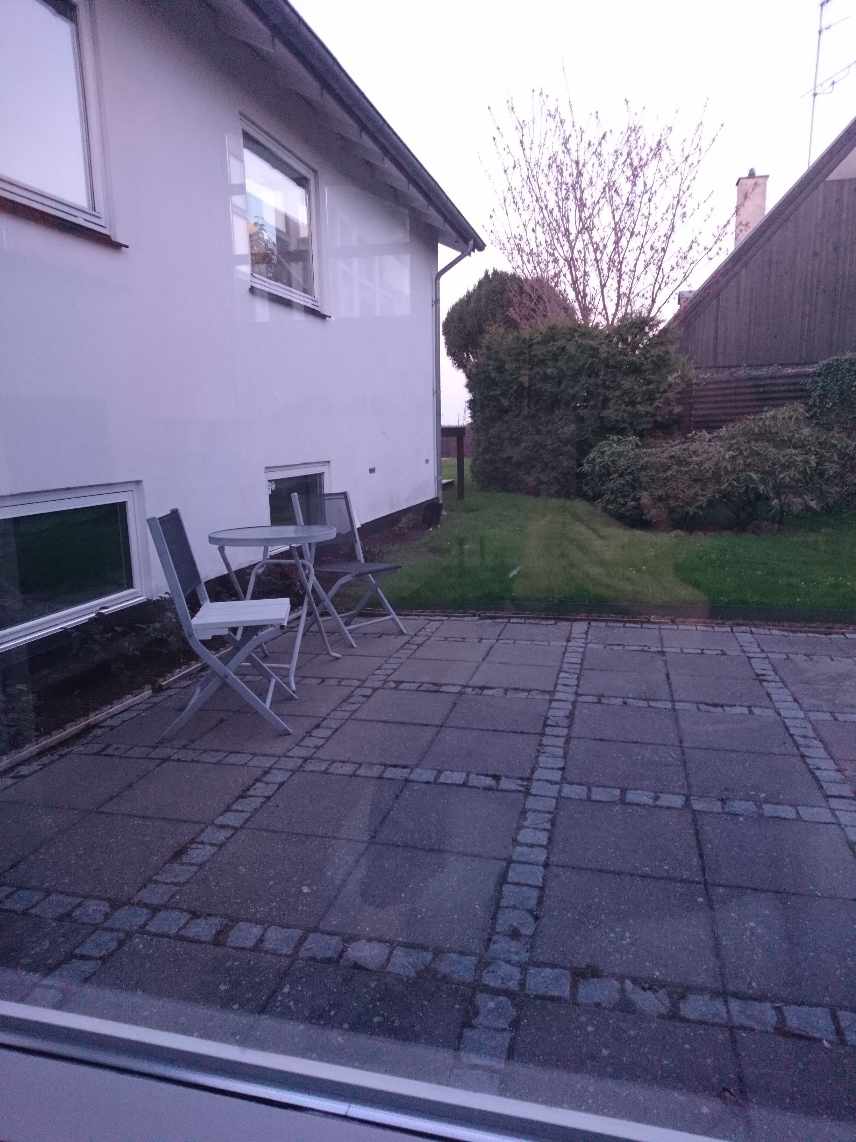Tætning af inddækning omkring brændeovnsskorstensrør