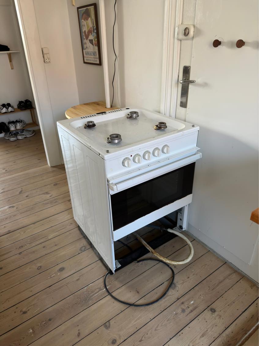 Bortskaffelse af komfur og andet til genbrug