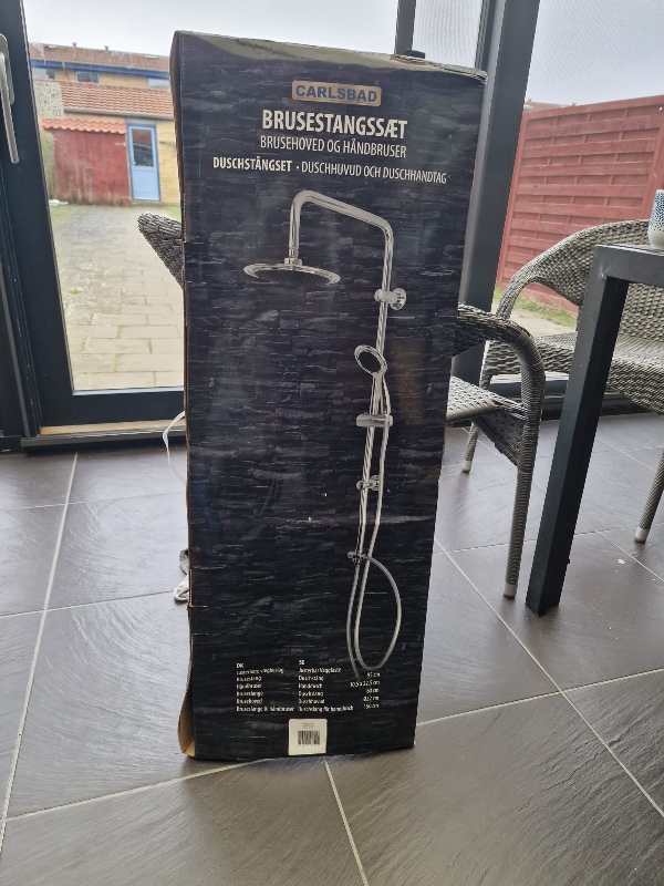 Sætte en brusestang op