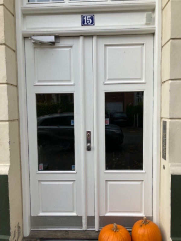 Udskiftning af gummilister på på vores hoveddør og dør til køkkentrappe