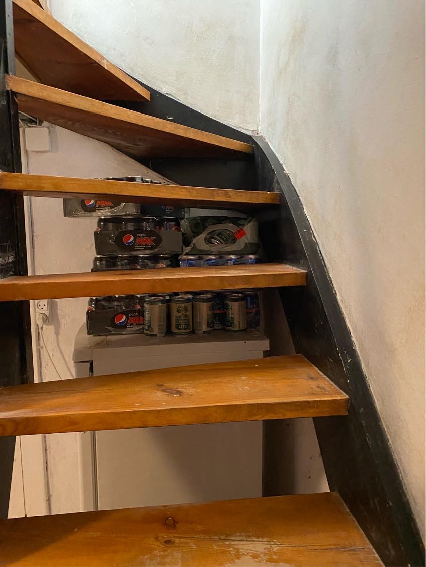 Trappetrin lukkes af