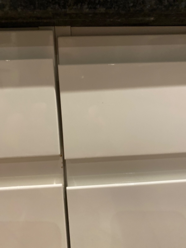 Tilretning af HTH køkkenlåger