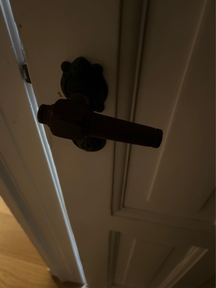 I need someone to fix these 2 handles