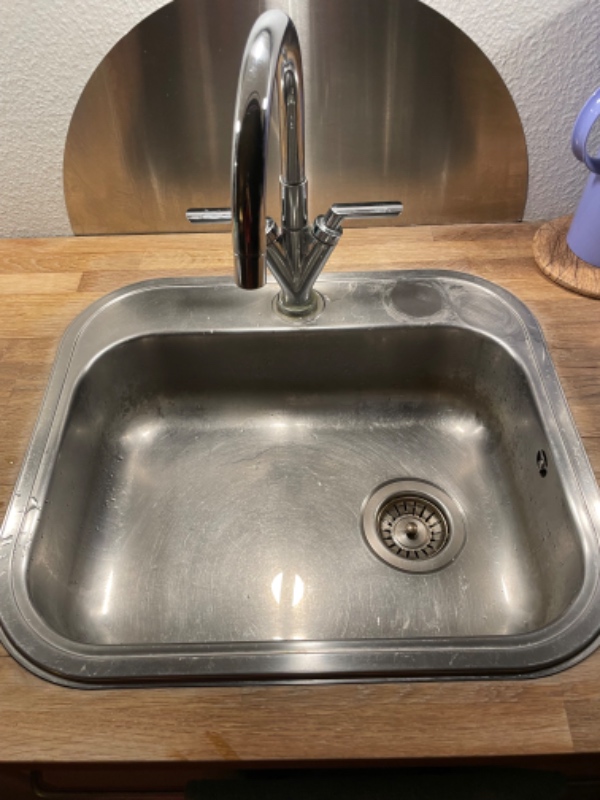 Vi skal have monteret ny vask og armatur