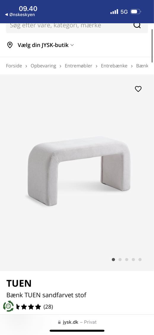 Hentet spejl og bænk og sat spejl op