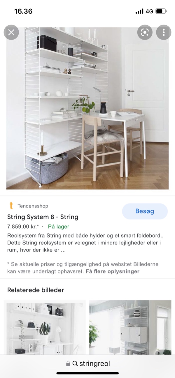 Opsætning af to reoler hver bestående af to sektioner. Reolens sidestykker skal fastgøres til væg