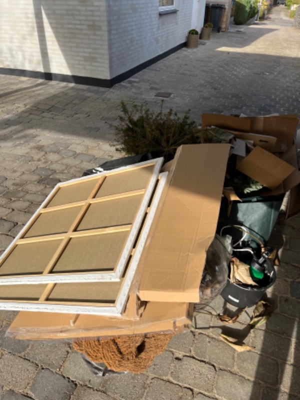 Affald skal køres væk