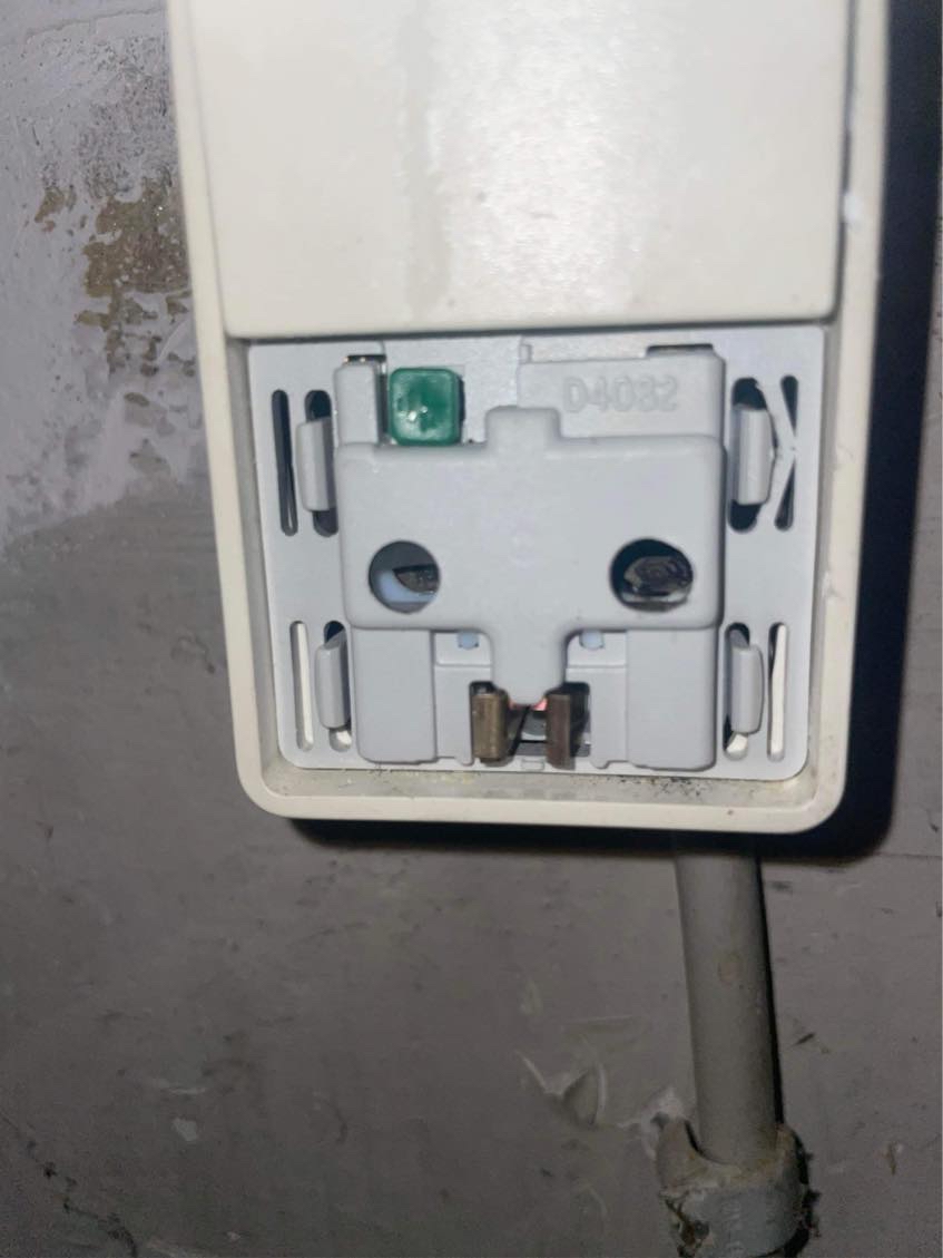 Skiftet stik under vask