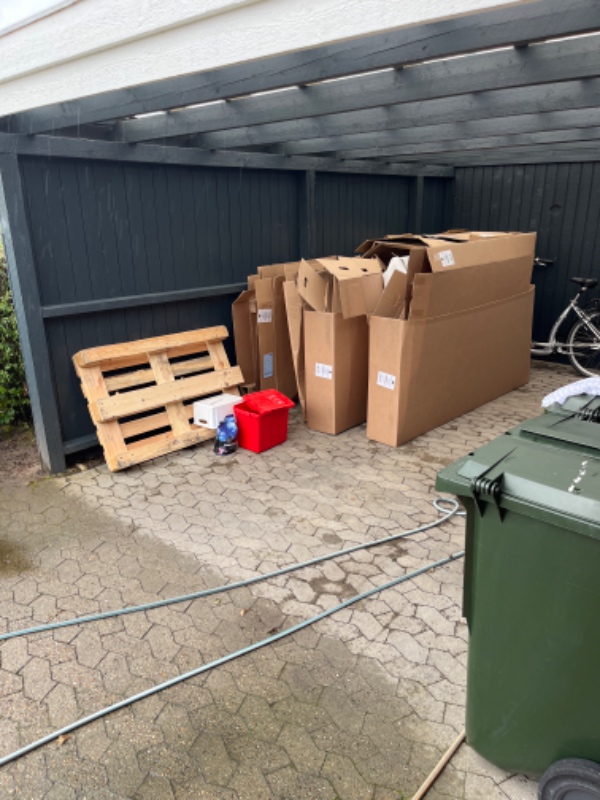 Samle elevationssenge + bortskaffelse af pap