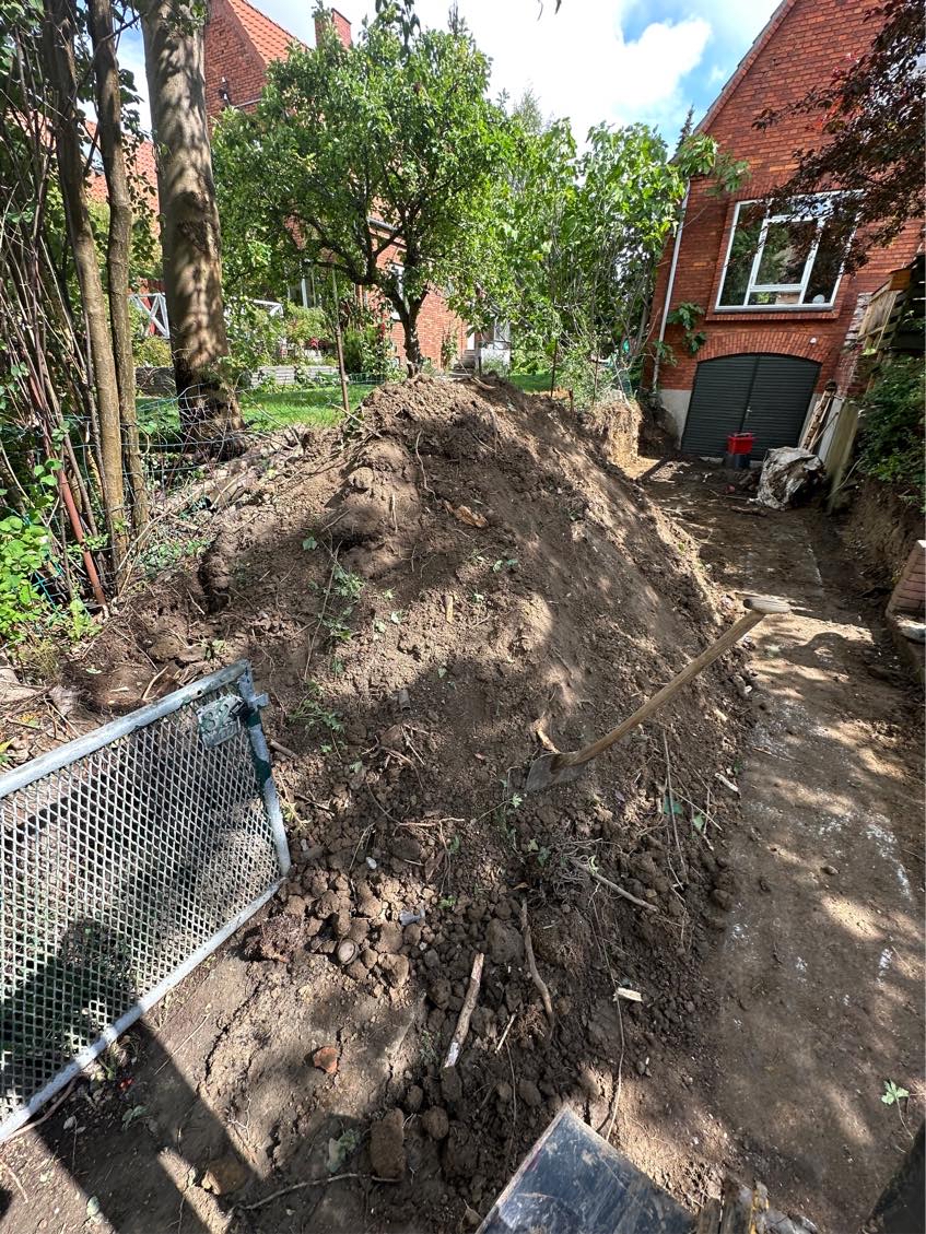 Bortkørsel af jord 12-14 tons