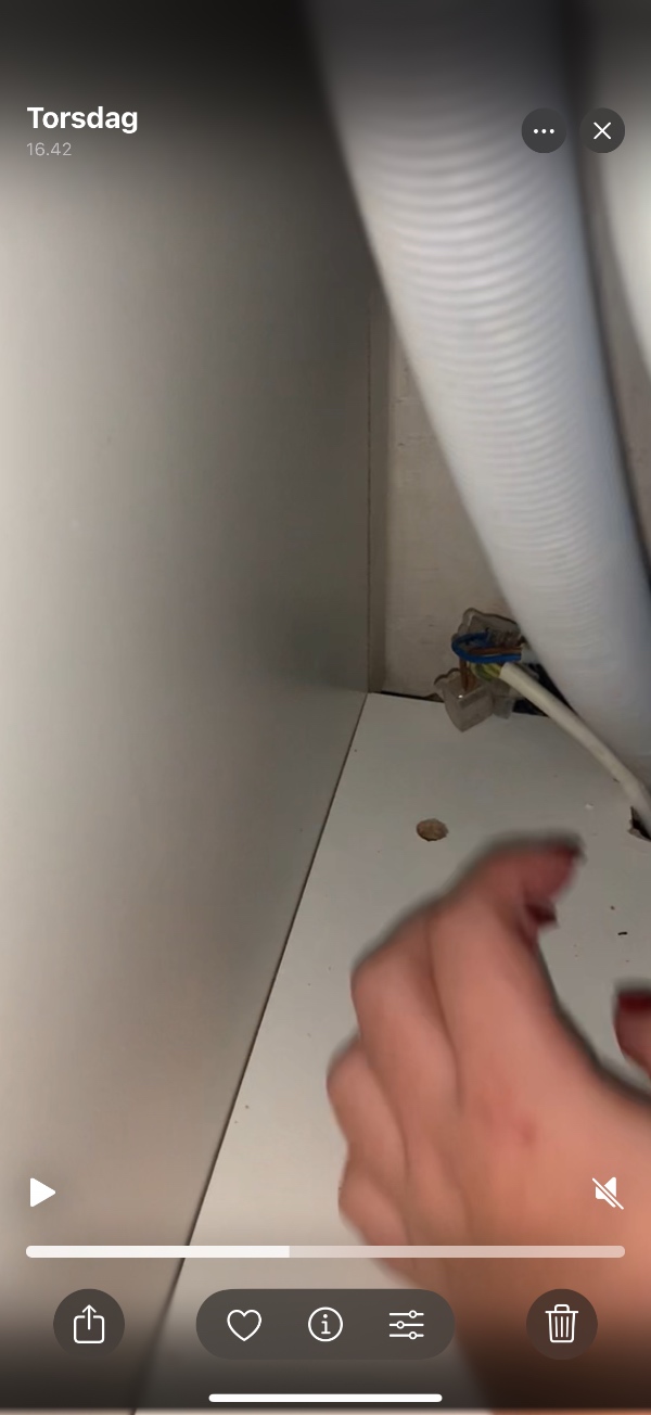 Elektriker til at løse ledningsproblem og opsætte opvaskemaskine