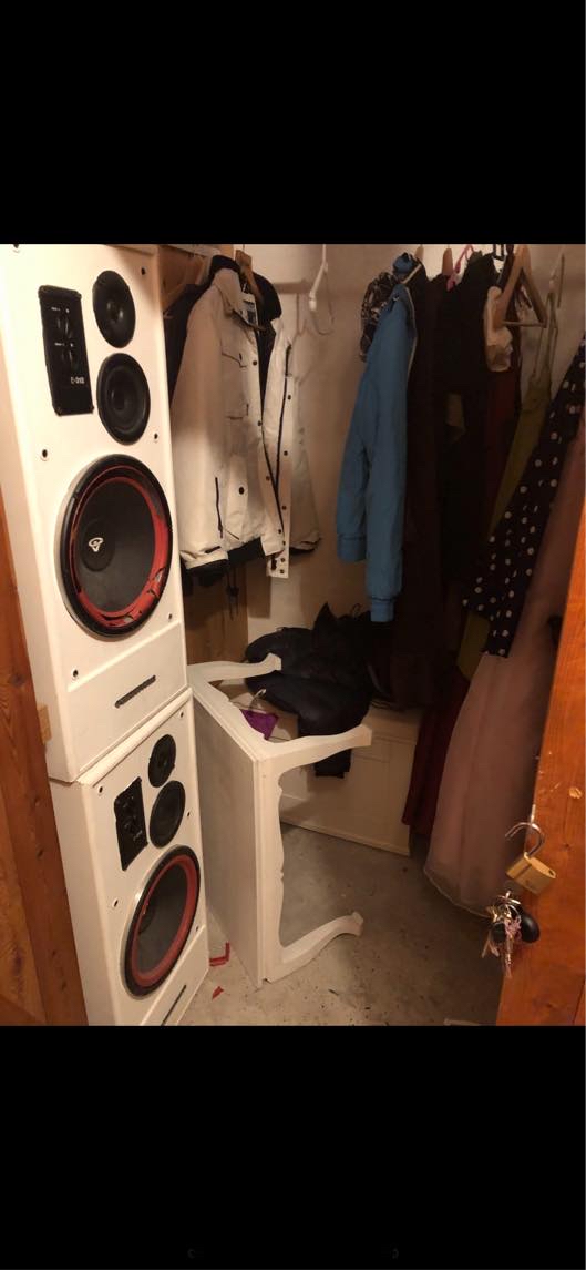 Flytning af en masse ting fra lille kælderrum fra Nørrebro til NV