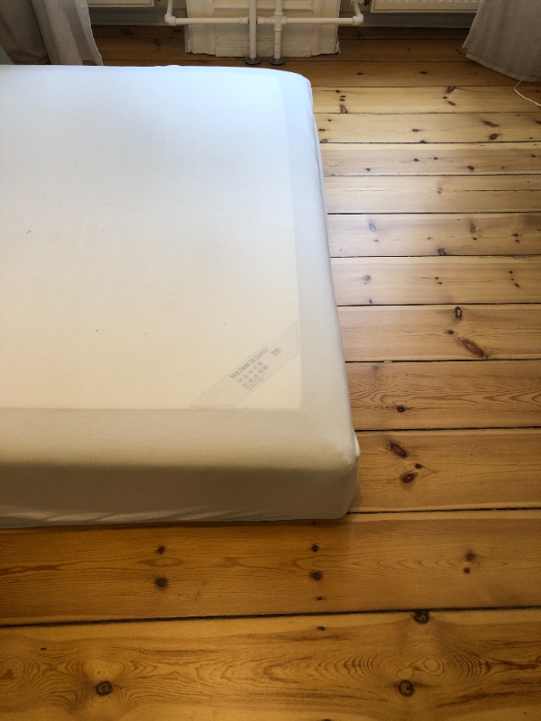 Afhentning af boxmadras