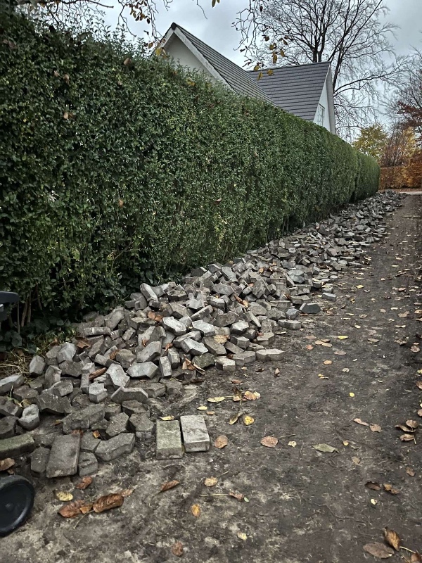 Ændret budget - hentning og afskaffels af fliser af så meget som muligt med et budget på absolut max 2000 kr. 