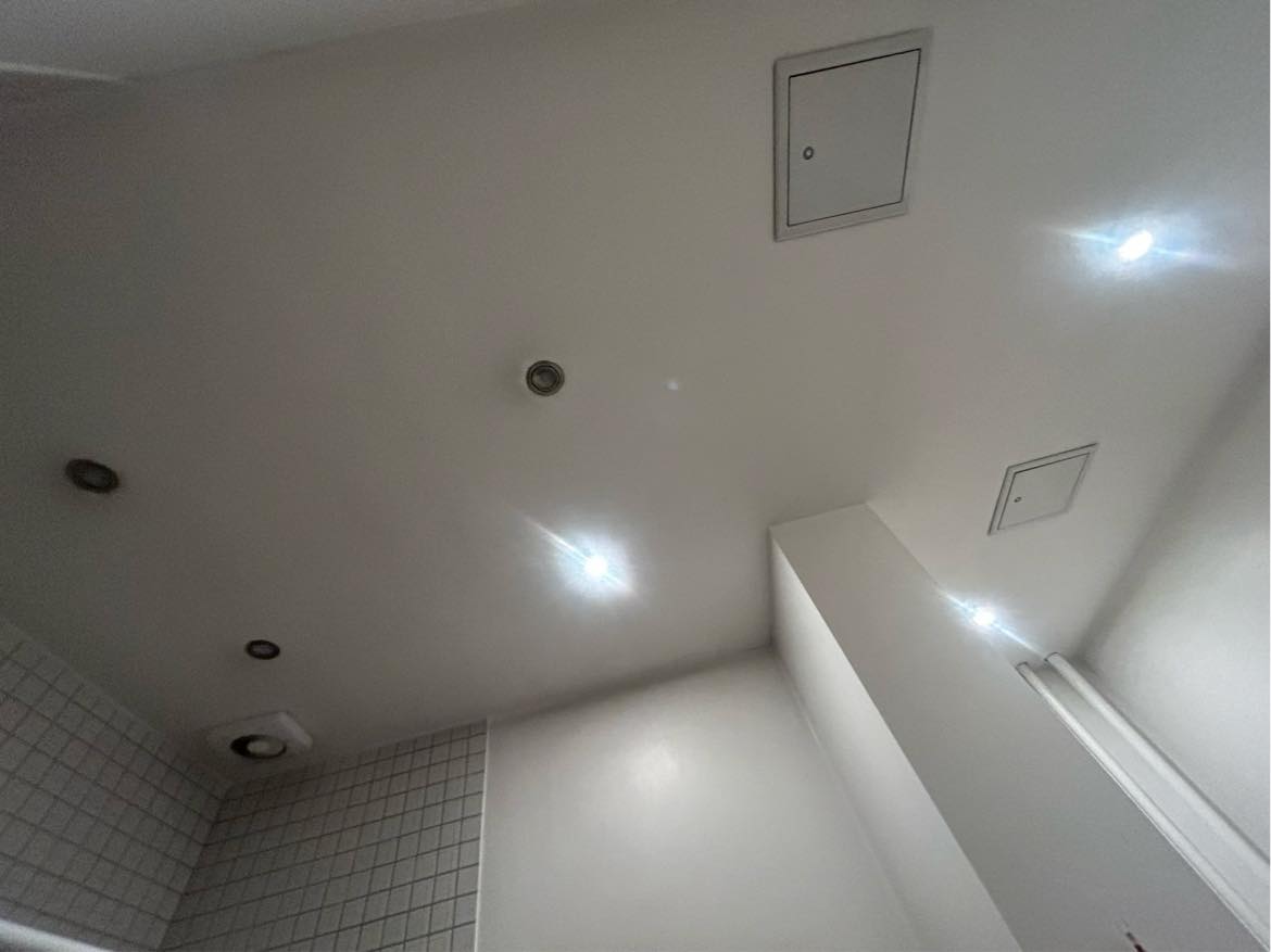 Reperation af spots badeværelse