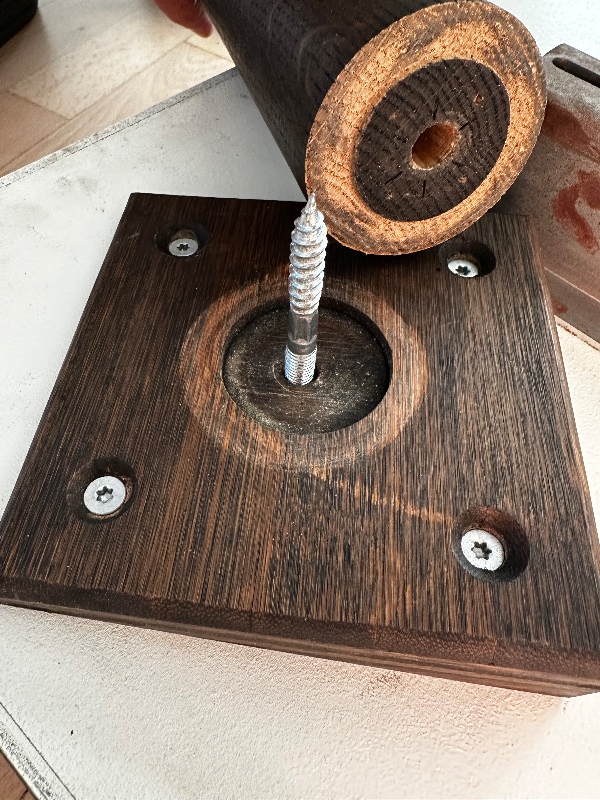 Meget ustabile bord på spisebord