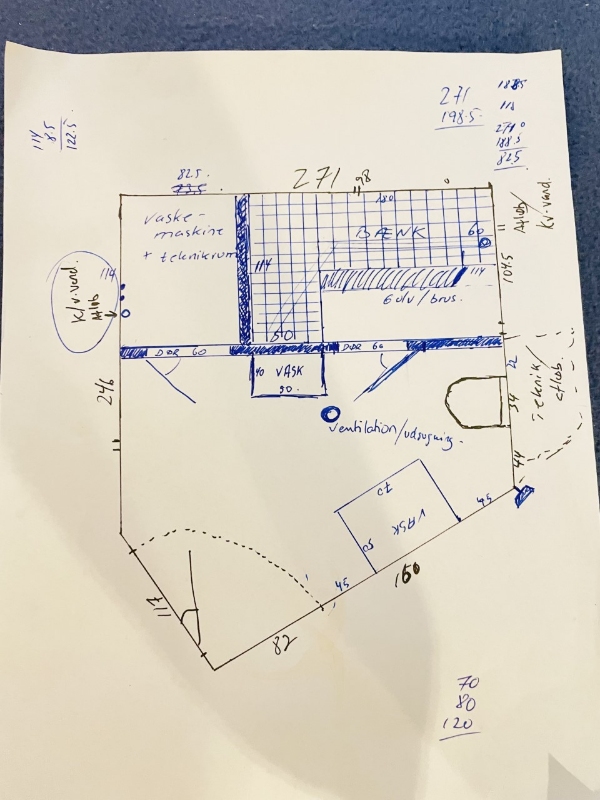 ombygning af badeværelse / opbygning af damprum i ytong blokke plus flisebeklædning mm.