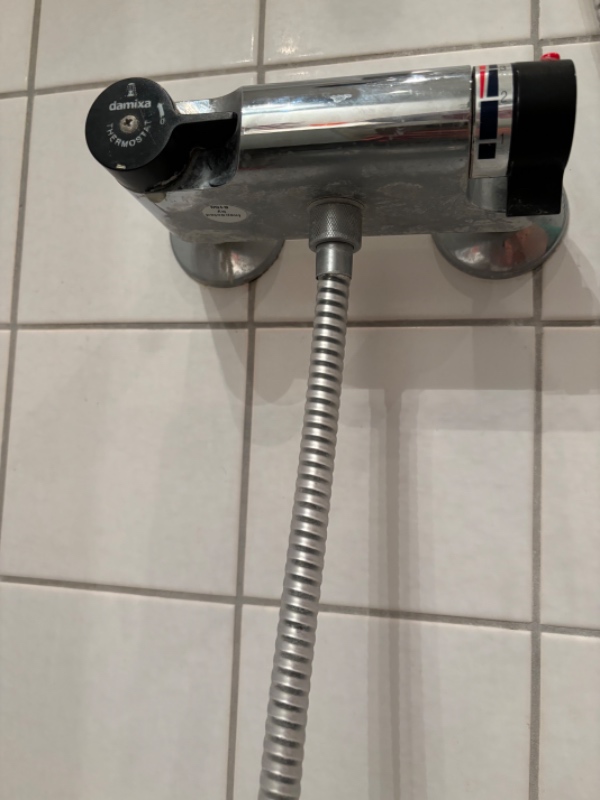 Udskiftning/reparation af brusearmatur