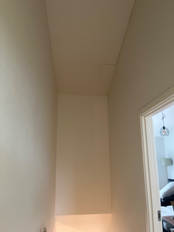 Ophængning af lampe