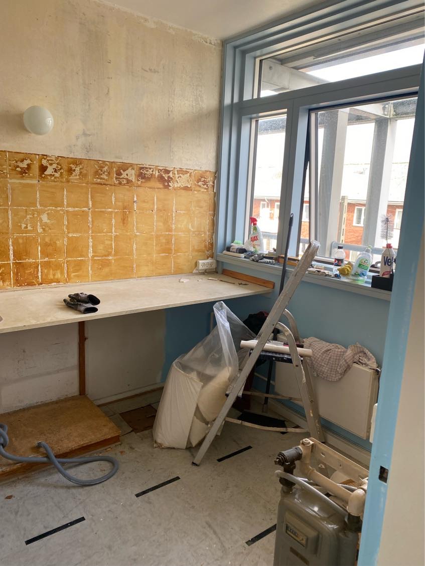 Elektriker søges til klargøring af el-installationer i køkkenet.