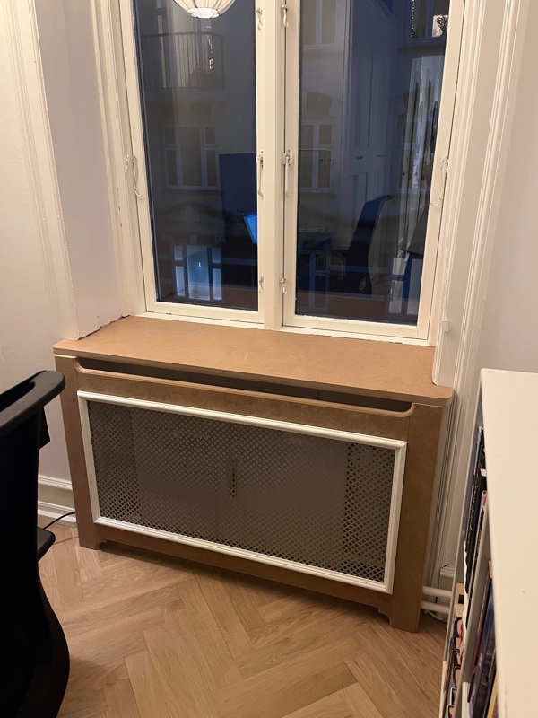 Maling af radiatorskjulere